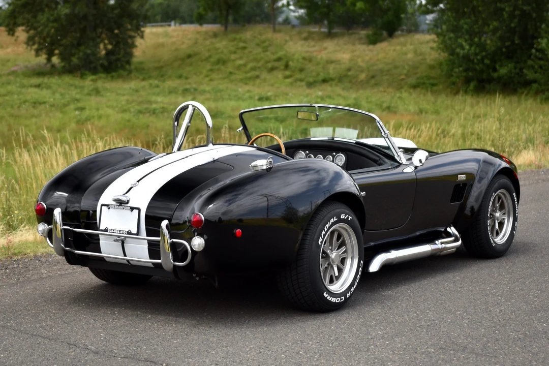 Shelby Cobra Replica - Image 21 of 31