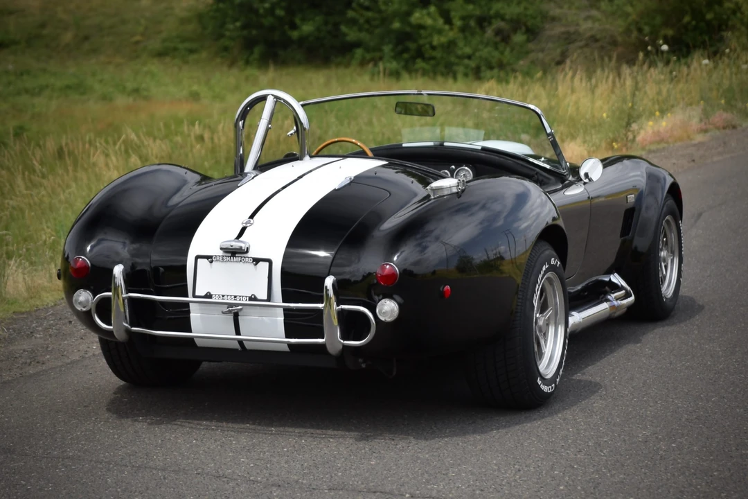 Shelby Cobra Replica - Image 20 of 31