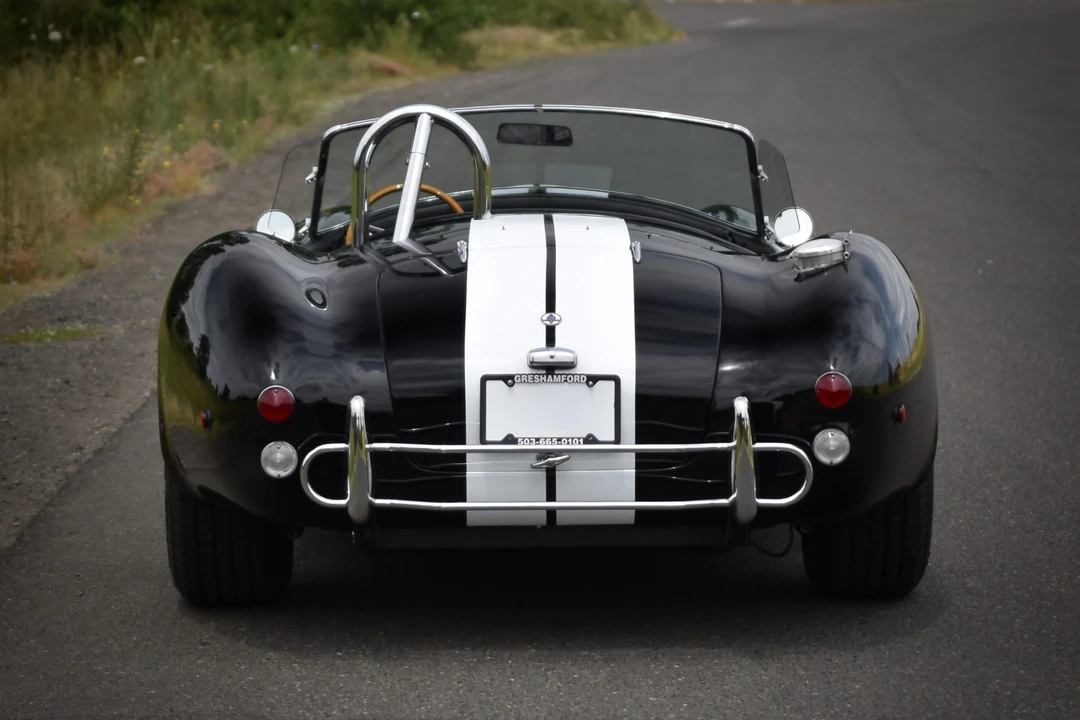 Shelby Cobra Replica - Image 19 of 31