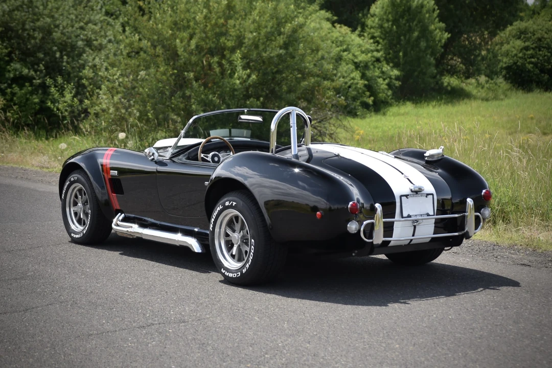 Shelby Cobra Replica - Image 16 of 31