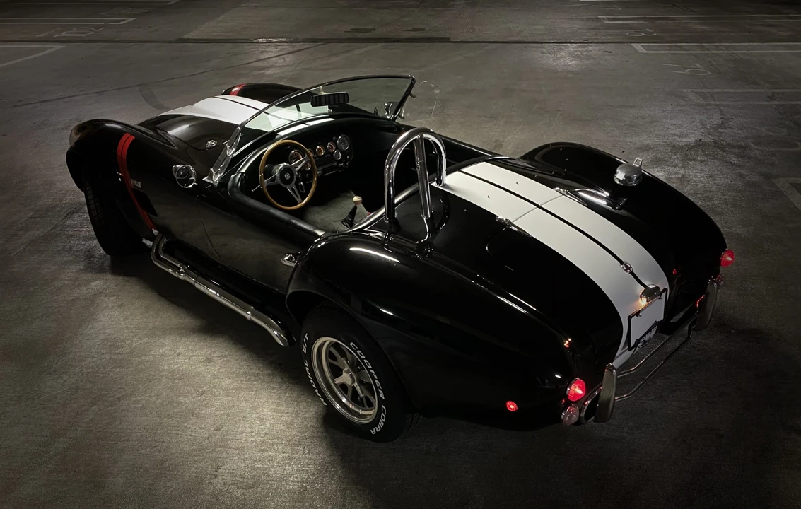 Shelby Cobra Replica - Image 29 of 31