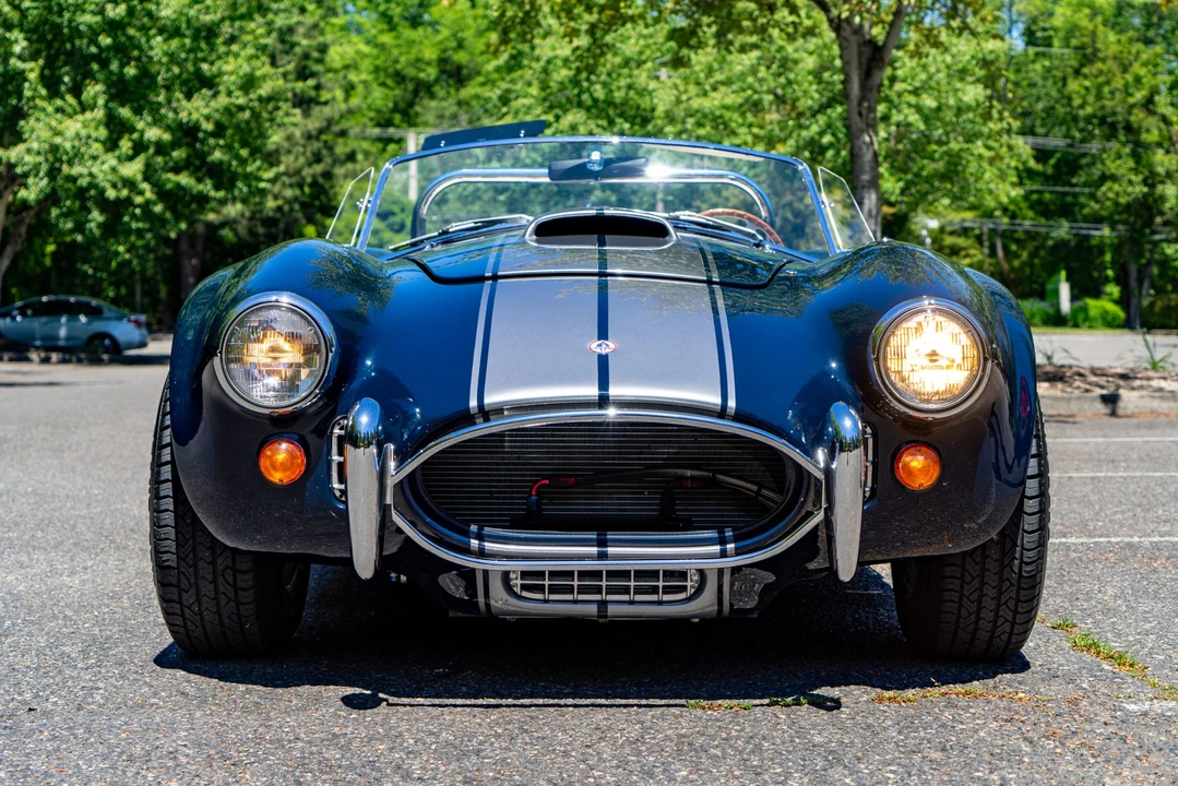 Shelby Cobra Replica - Image 22 of 31