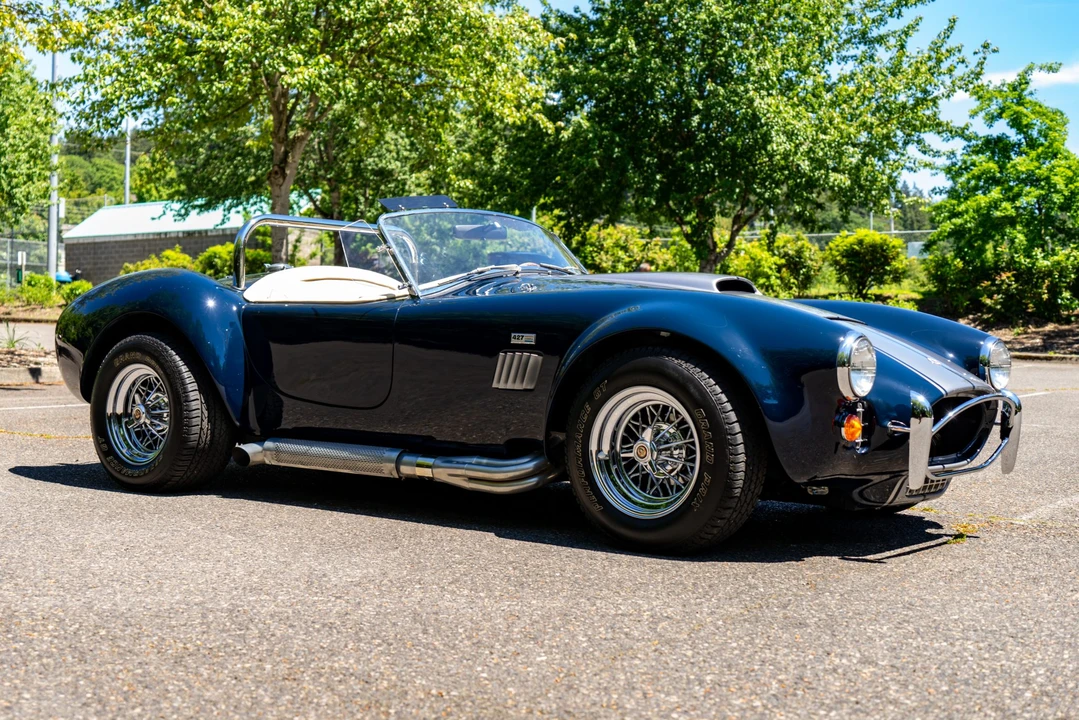 Shelby Cobra Replica - Image 15 of 31