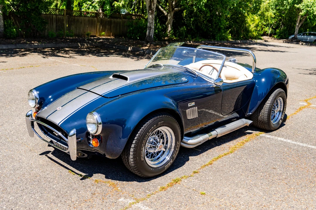 Shelby Cobra Replica - Image 3 of 31