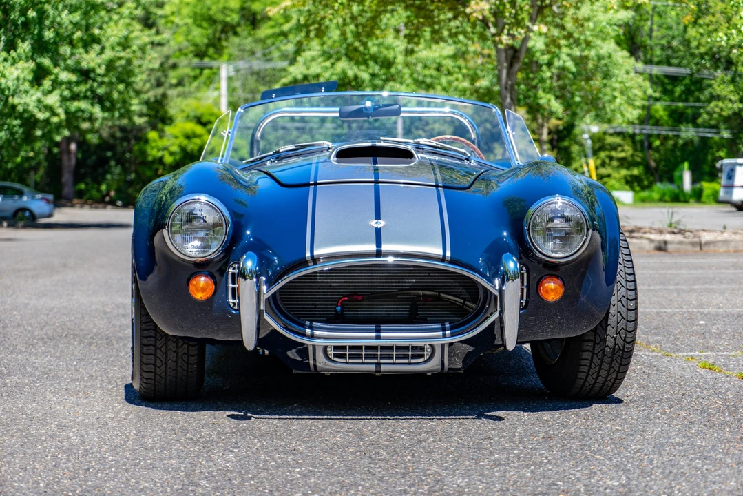 Shelby Cobra Replica - Image 19 of 31