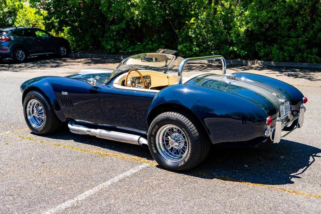 Shelby Cobra Replica - Image 10 of 31