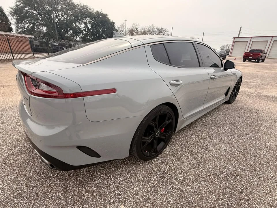2019 Kia Stinger GT - Image 9 of 10