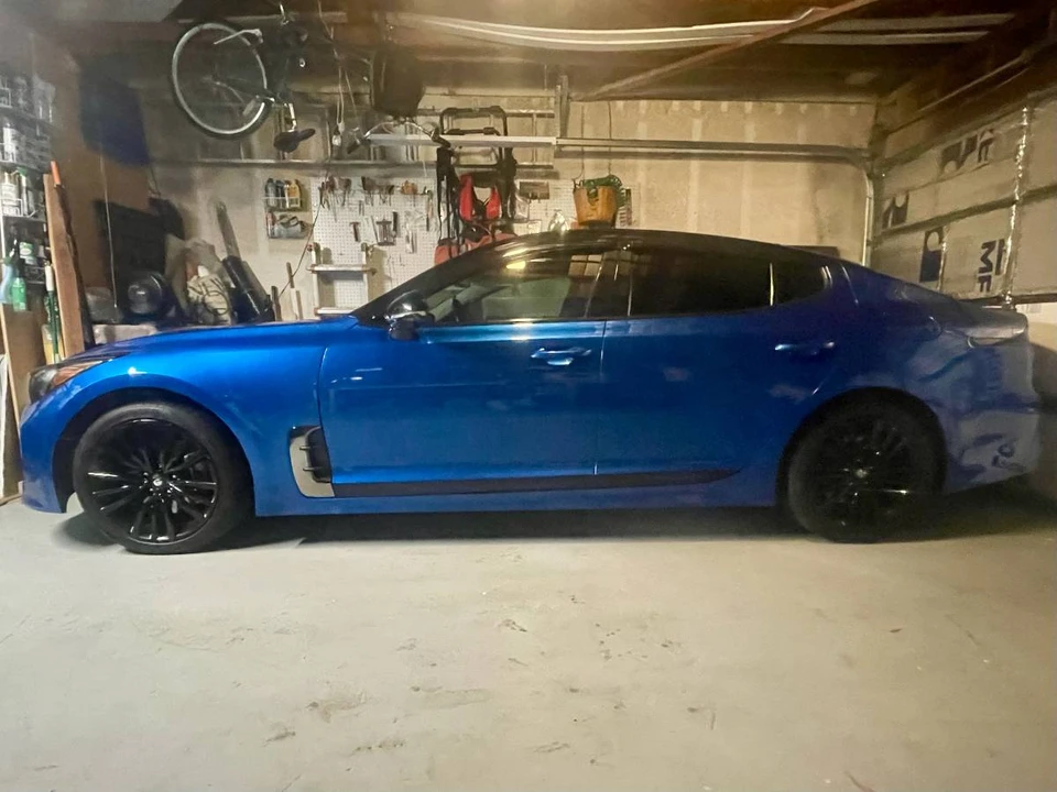 2019 Kia Stinger - Image 6 of 8