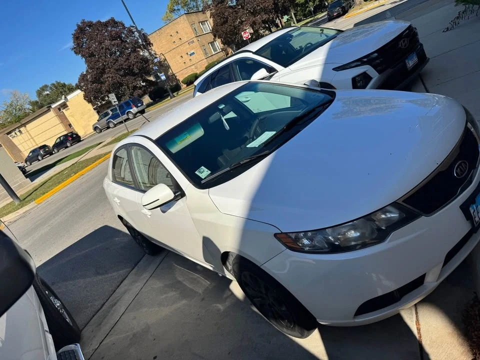 2013 Kia Forte - Image 3 of 4