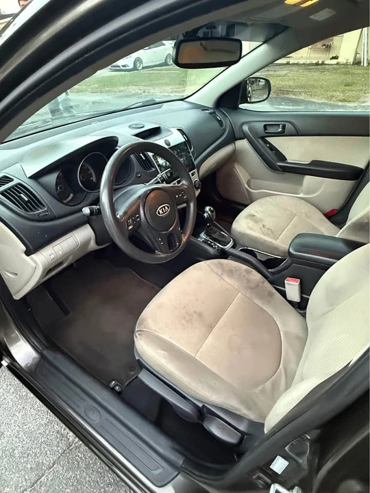 2011 Kia Forte - Image 5 of 5