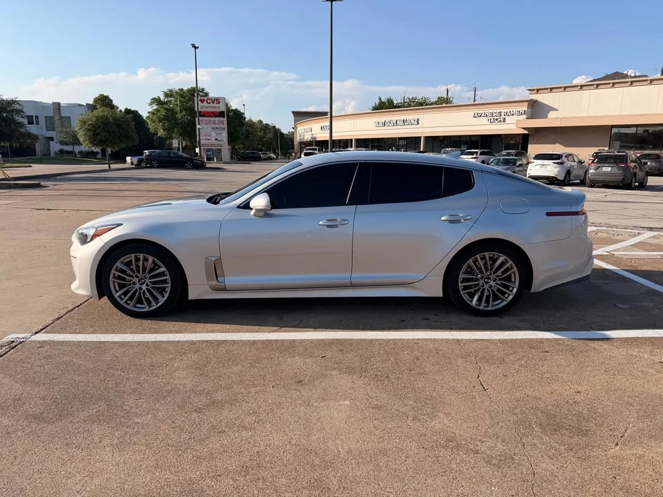 2018 Kia Stinger - Image 3 of 10