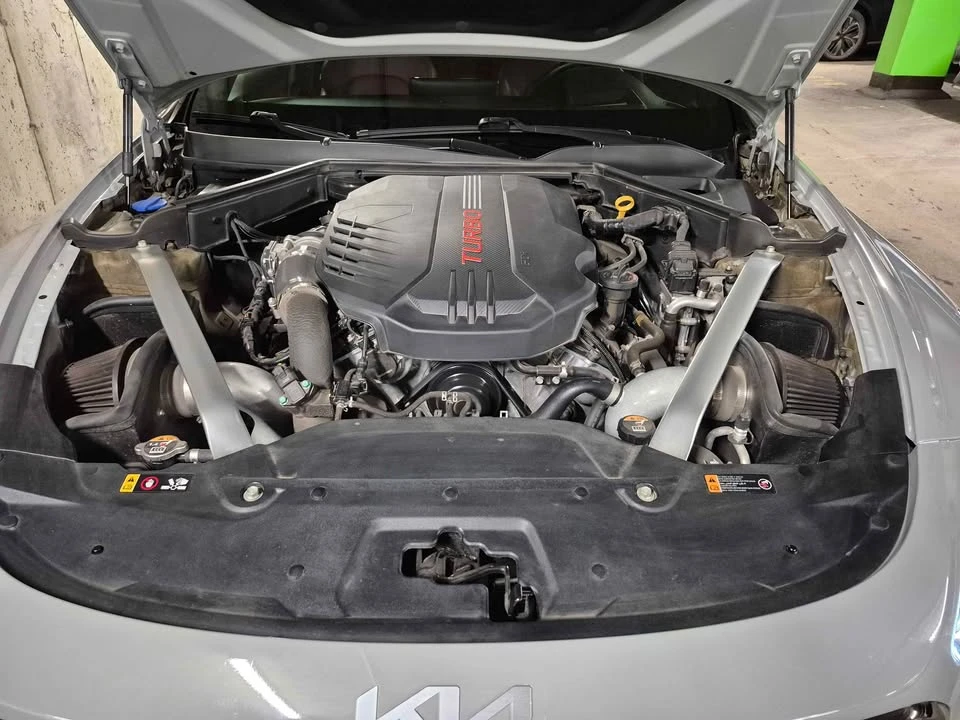 2023 Kia Stinger GT - Image 7 of 10
