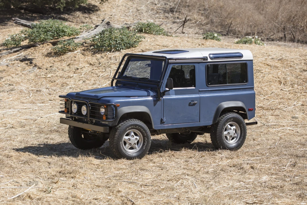 1997 Land Rover Defender 90 - Image 4 of 31