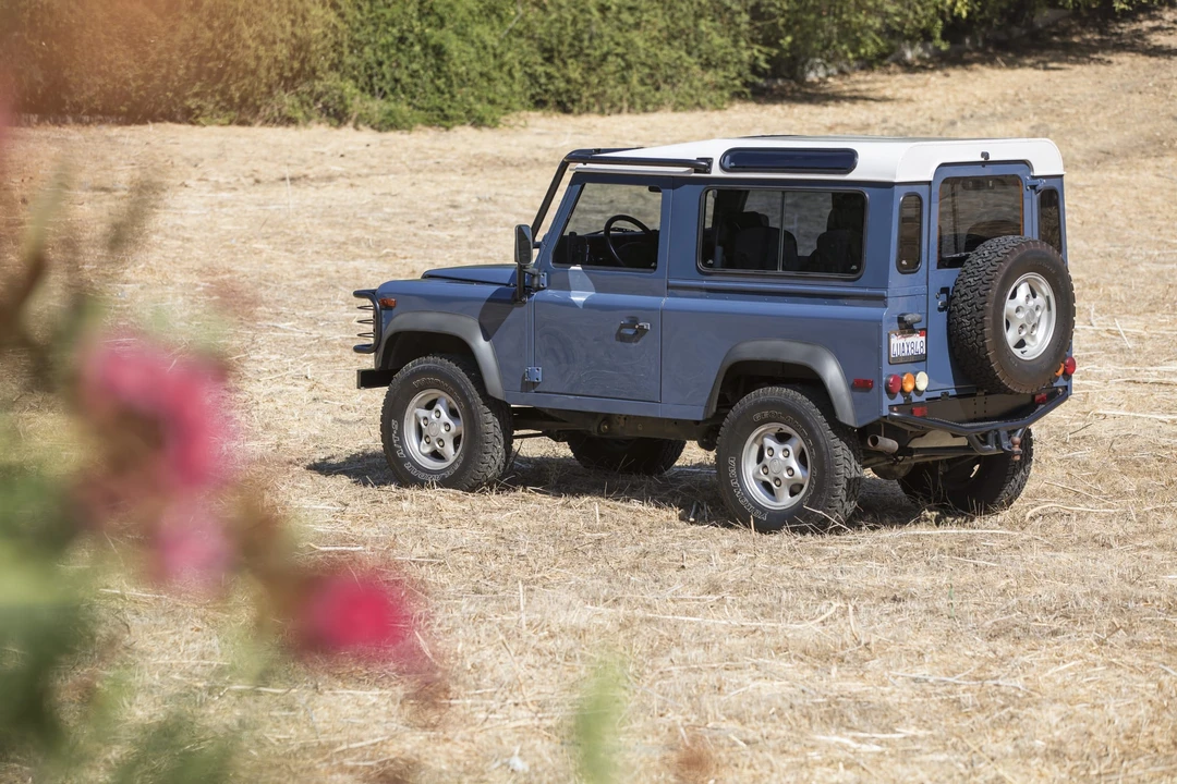 1997 Land Rover Defender 90 - Image 9 of 31