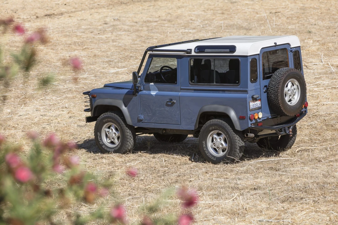 1997 Land Rover Defender 90 - Image 10 of 31