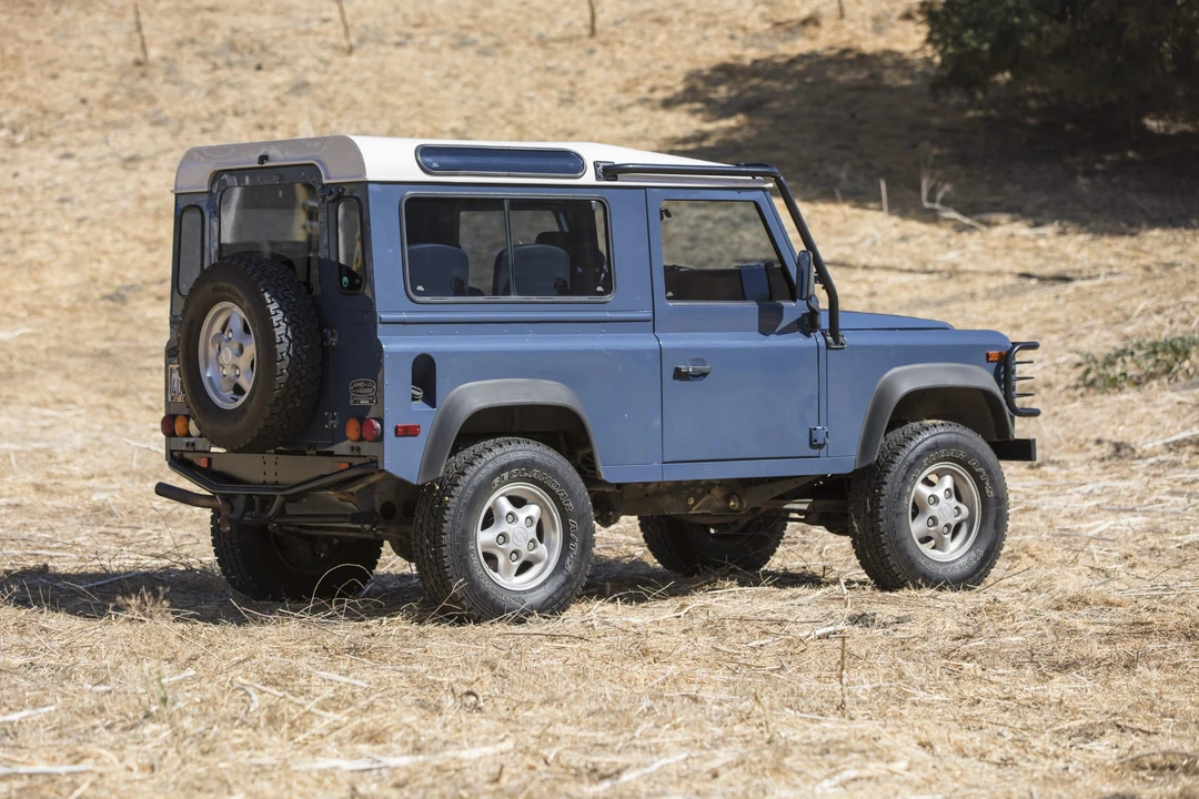 1997 Land Rover Defender 90 - Image 15 of 31