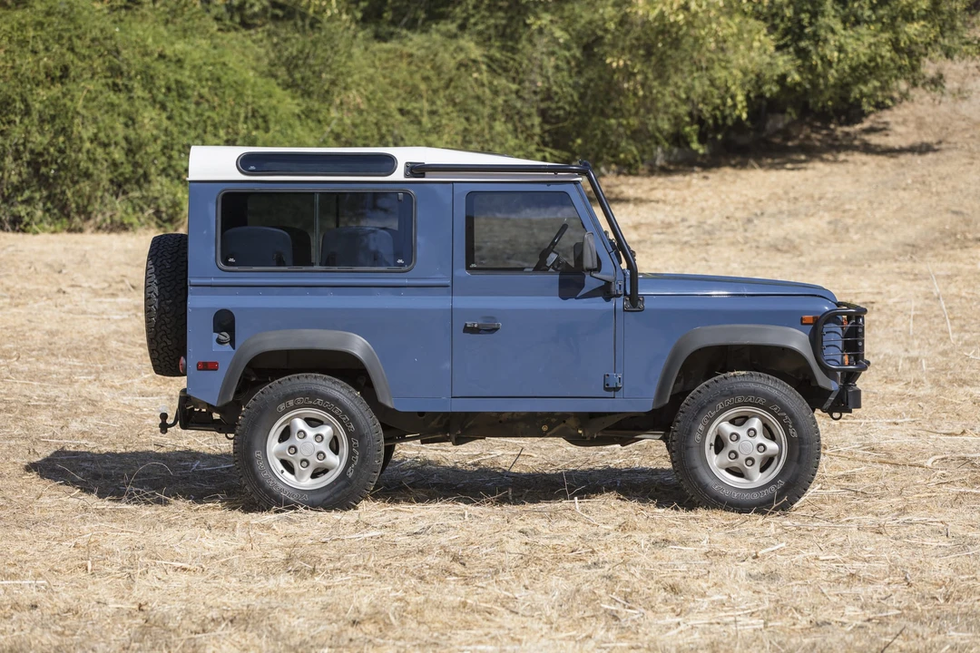 1997 Land Rover Defender 90 - Image 17 of 31
