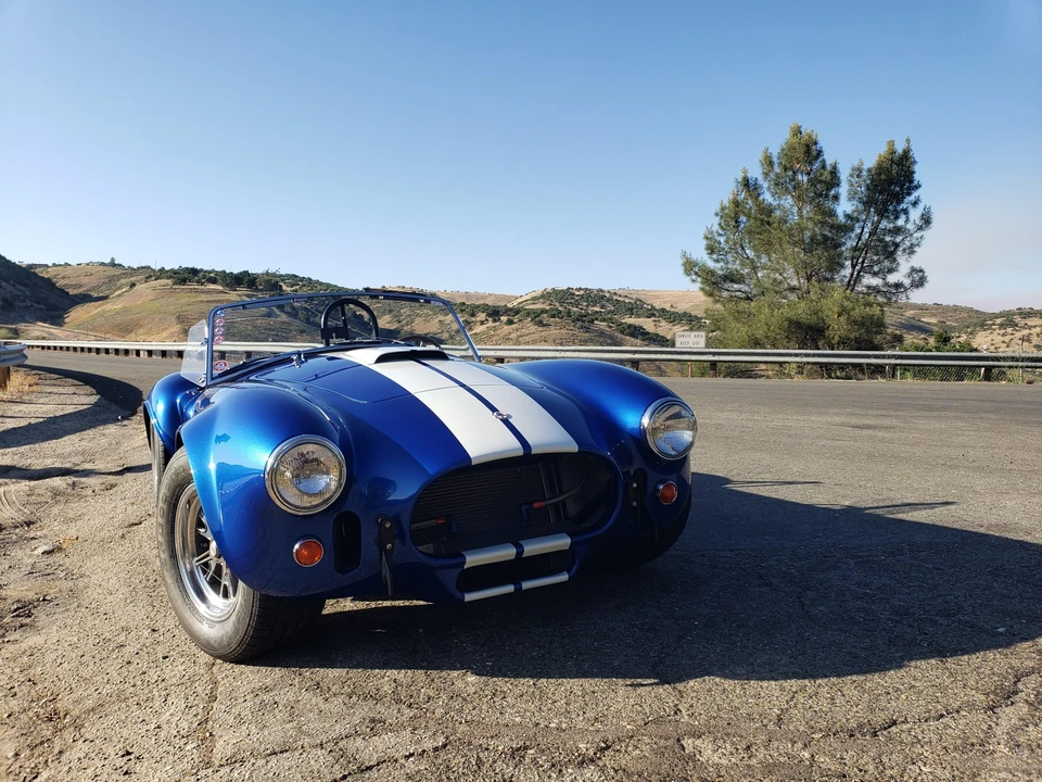 Shelby Cobra Replica - Image 25 of 31