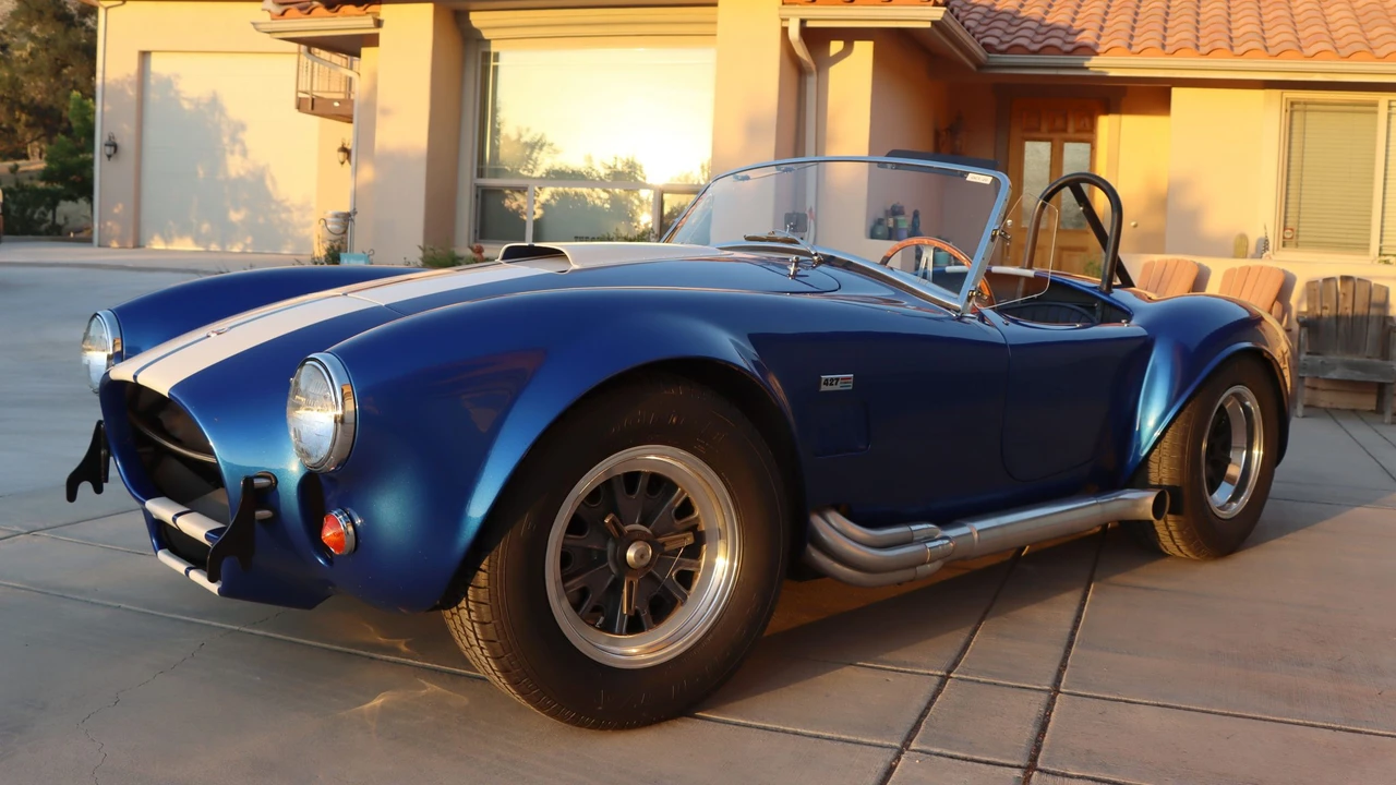 Shelby Cobra Replica - Image 10 of 31