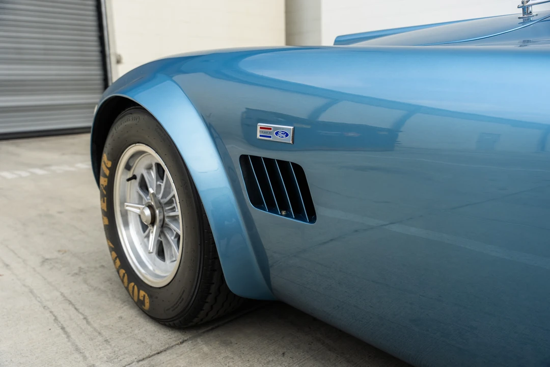 Shelby Cobra Replica - Image 28 of 31