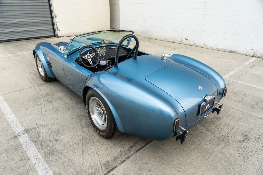 Shelby Cobra Replica - Image 15 of 31