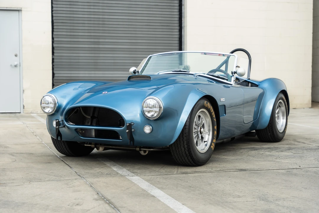 Shelby Cobra Replica - Image 19 of 31
