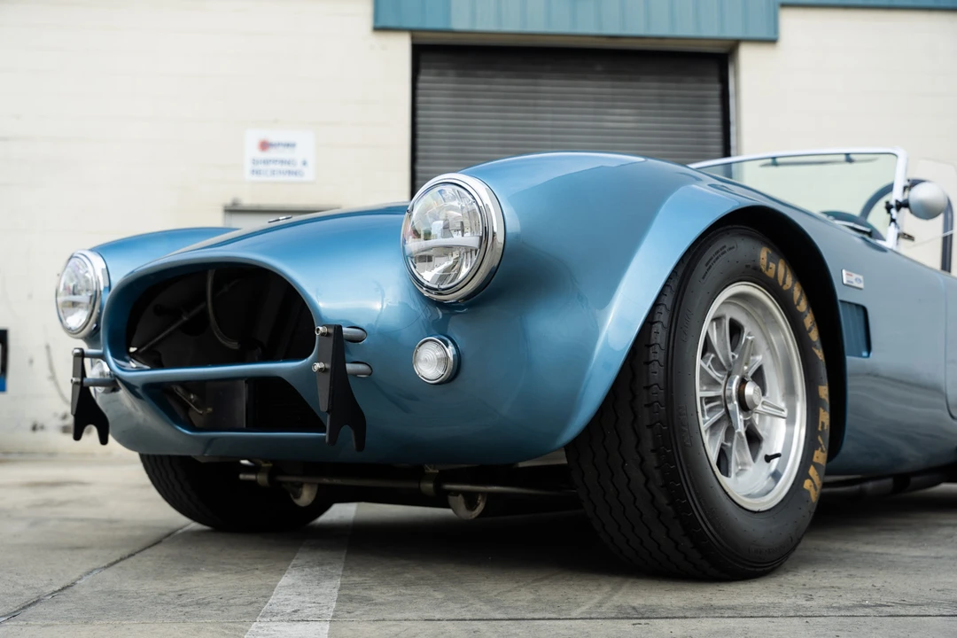 Shelby Cobra Replica - Image 22 of 31