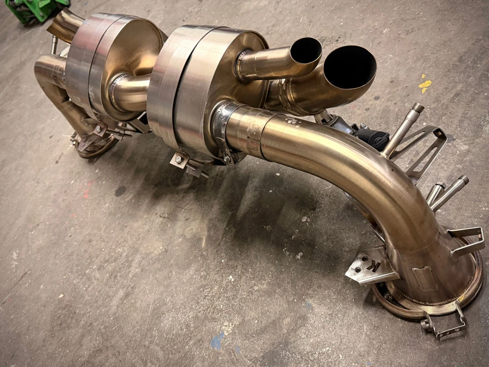 2020 Parts & Memorabilia Mechanical Components - Image 3 of 3
