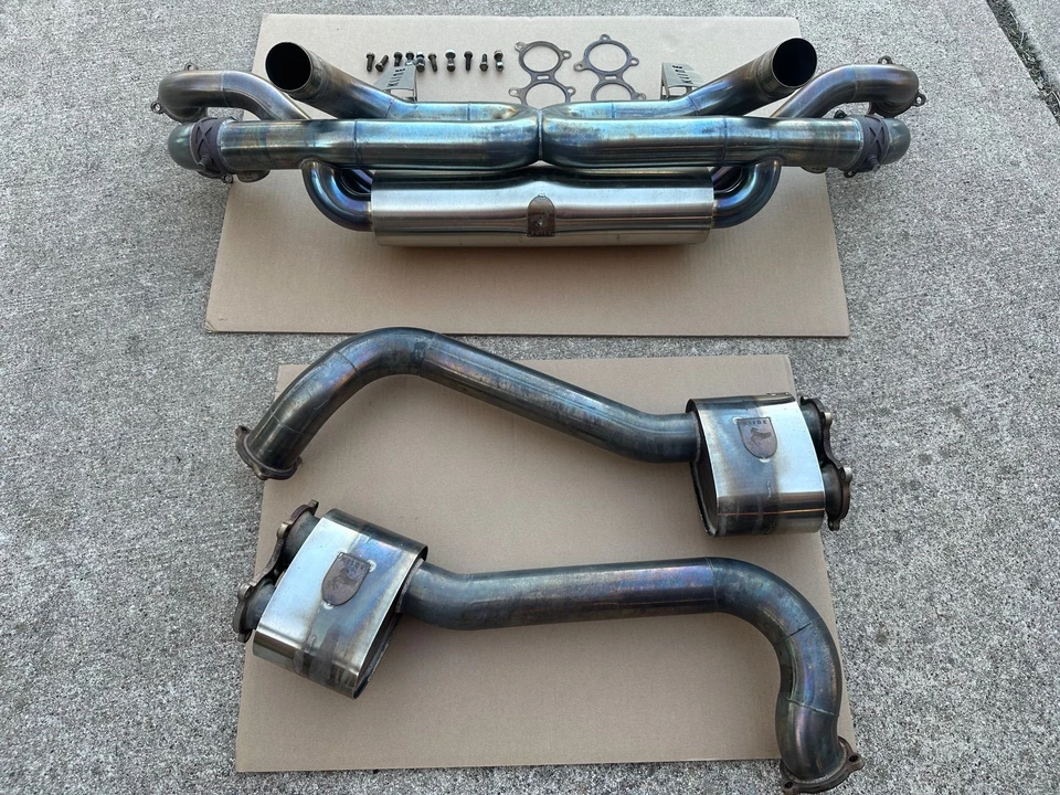 2020 Parts & Memorabilia Mechanical Components - Image 2 of 3
