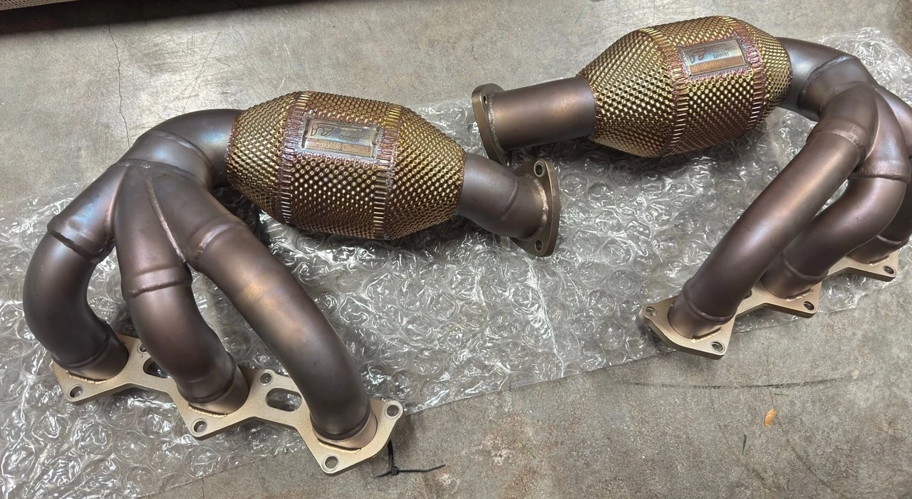 2020 Parts & Memorabilia Mechanical Components - Image 2 of 3