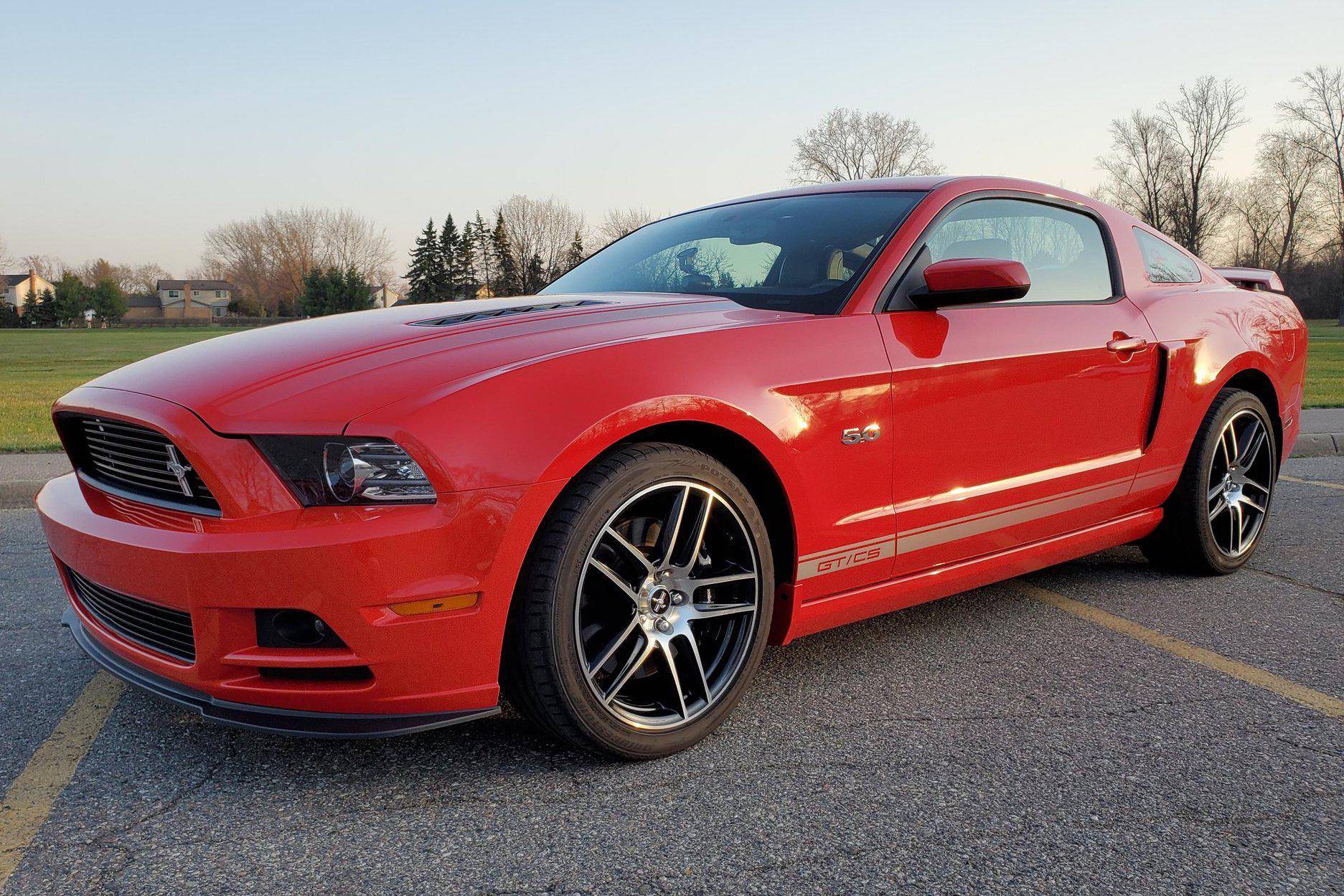 2014 Ford Mustang GT/CS Coupe