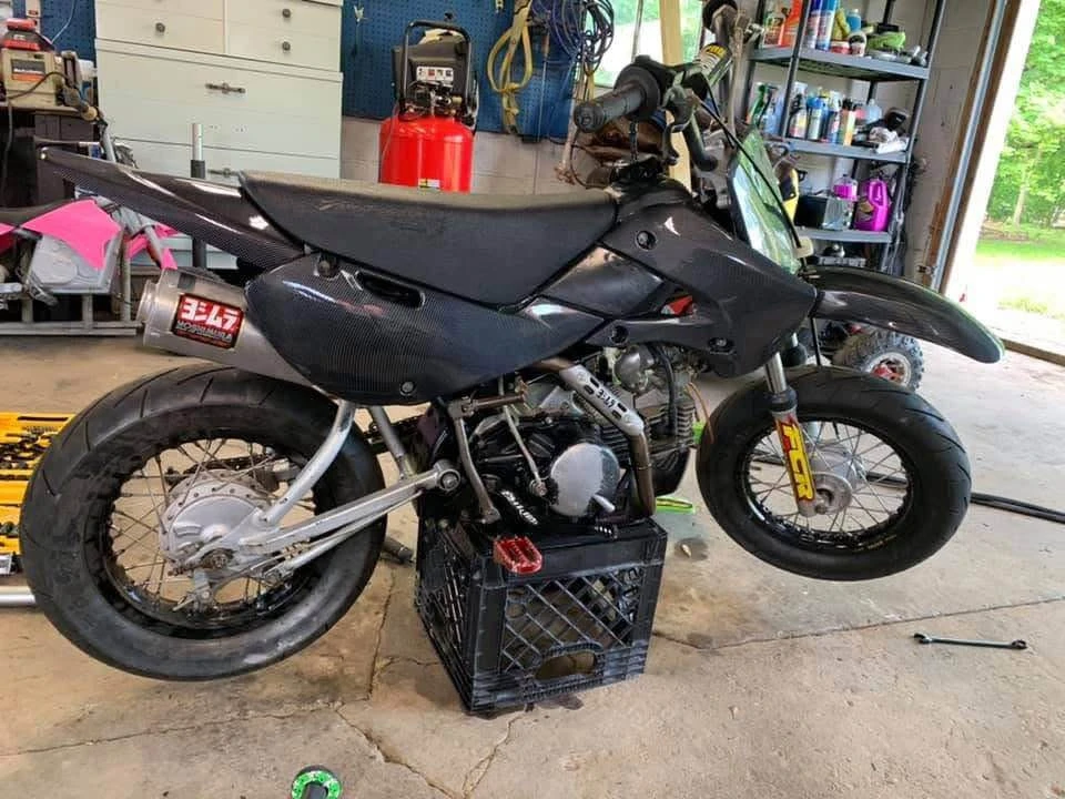 Kawasaki - Image 2 of 3
