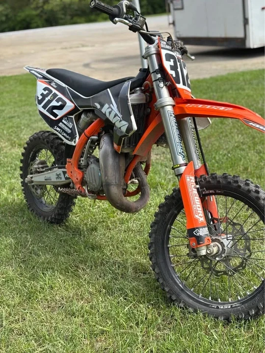 2023 KTM - Image 3 of 5