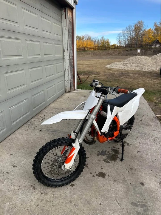 2018 KTM - Image 4 of 8