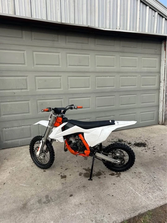2018 KTM - Image 2 of 8