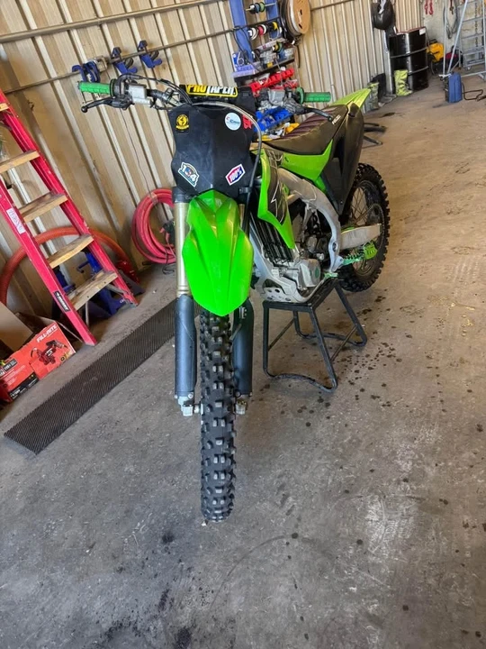 Kawasaki KX - Image 2 of 4