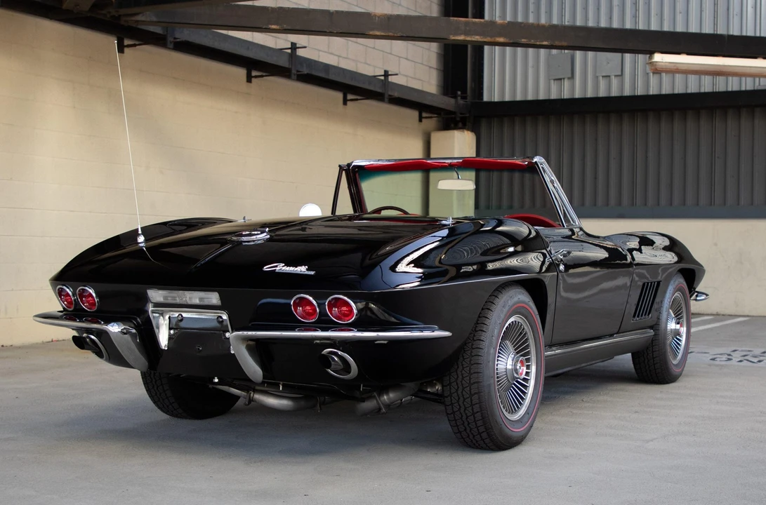 1967 Chevrolet Corvette C2 - Image 17 of 31