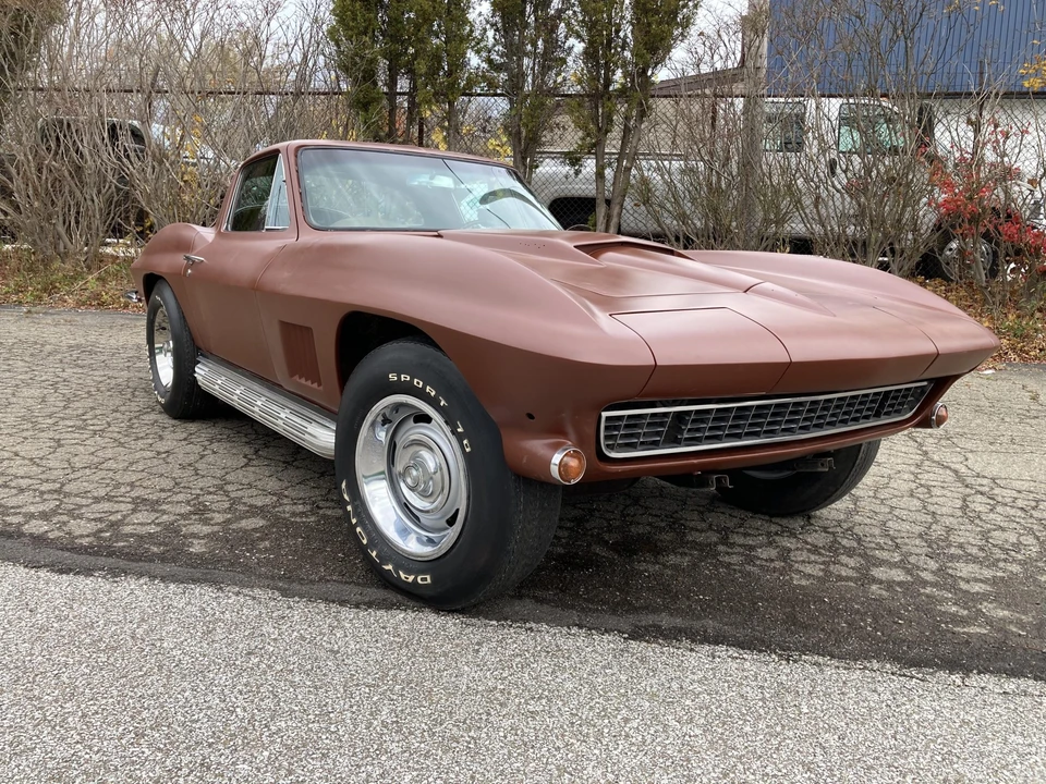1967 Chevrolet Corvette C2 - Image 2 of 31
