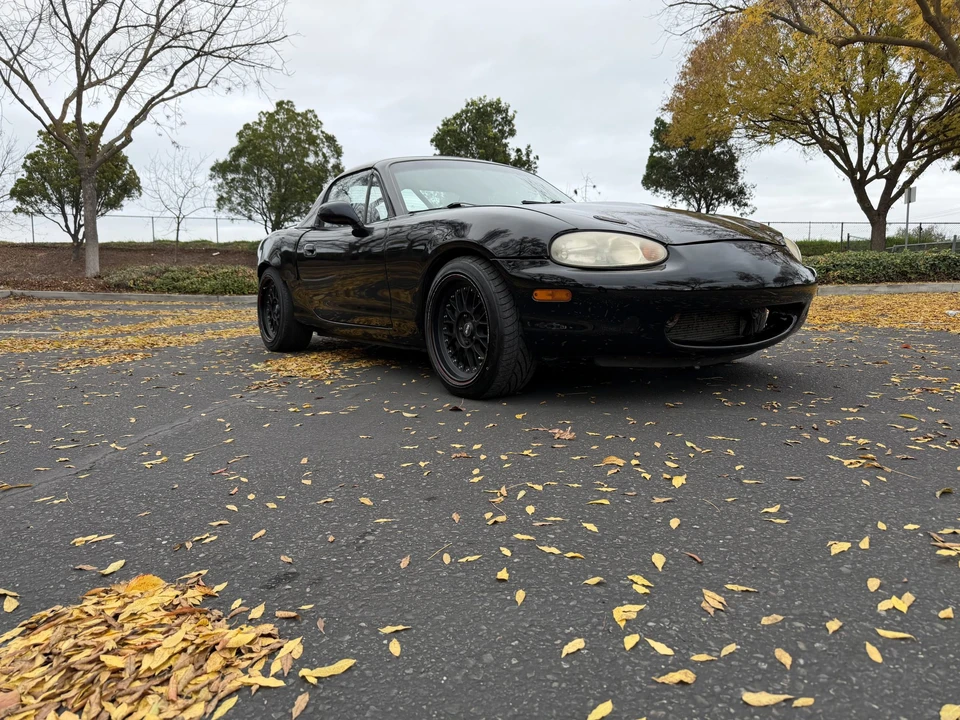 1999 Mazda NB MX-5 Miata - Image 8 of 31