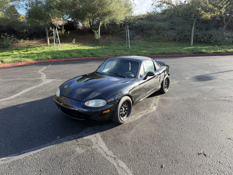 1999 Mazda NB MX-5 Miata - Image 4 of 31