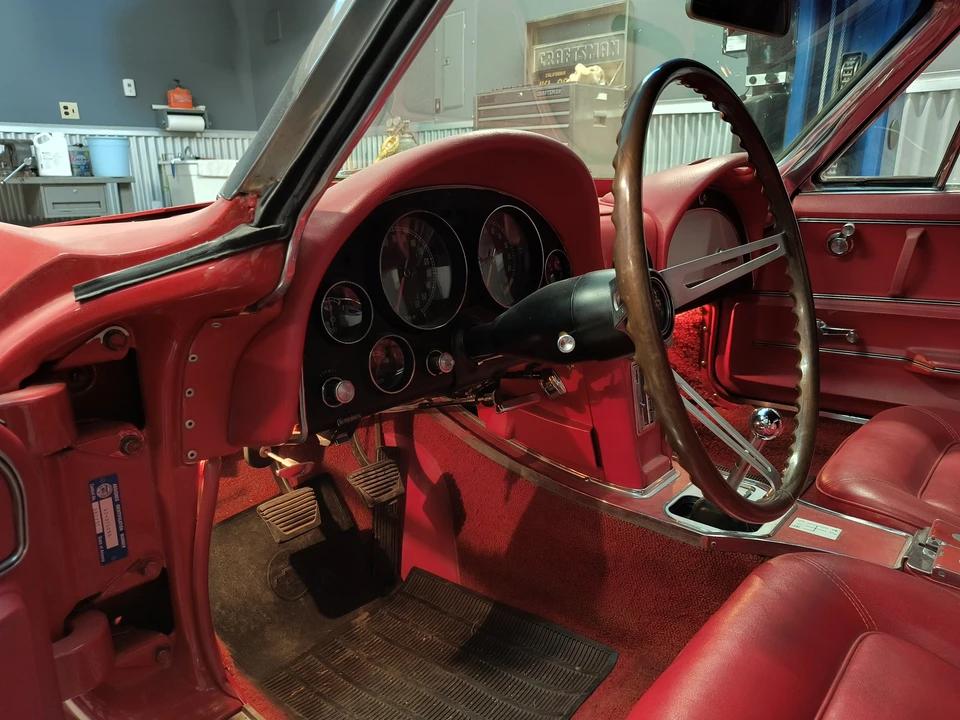 1965 Chevrolet Corvette C2 - Image 20 of 31