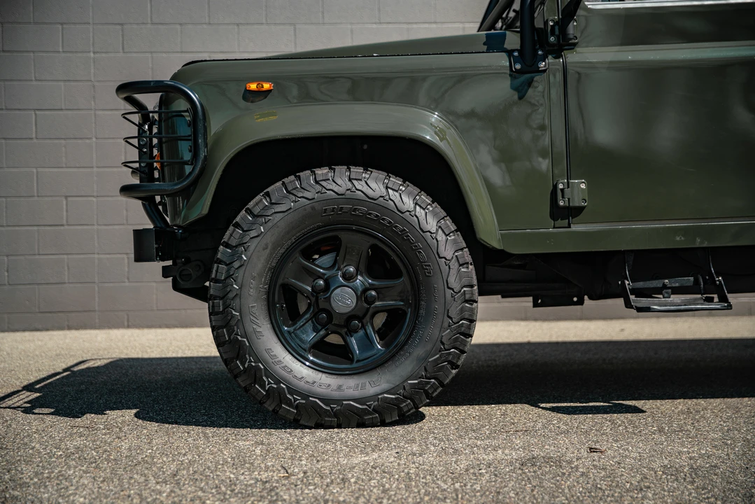 1986 Land Rover Defender 110 - Image 23 of 31