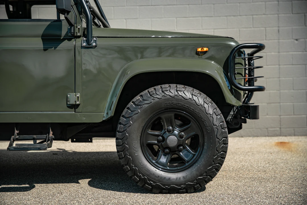 1986 Land Rover Defender 110 - Image 28 of 31