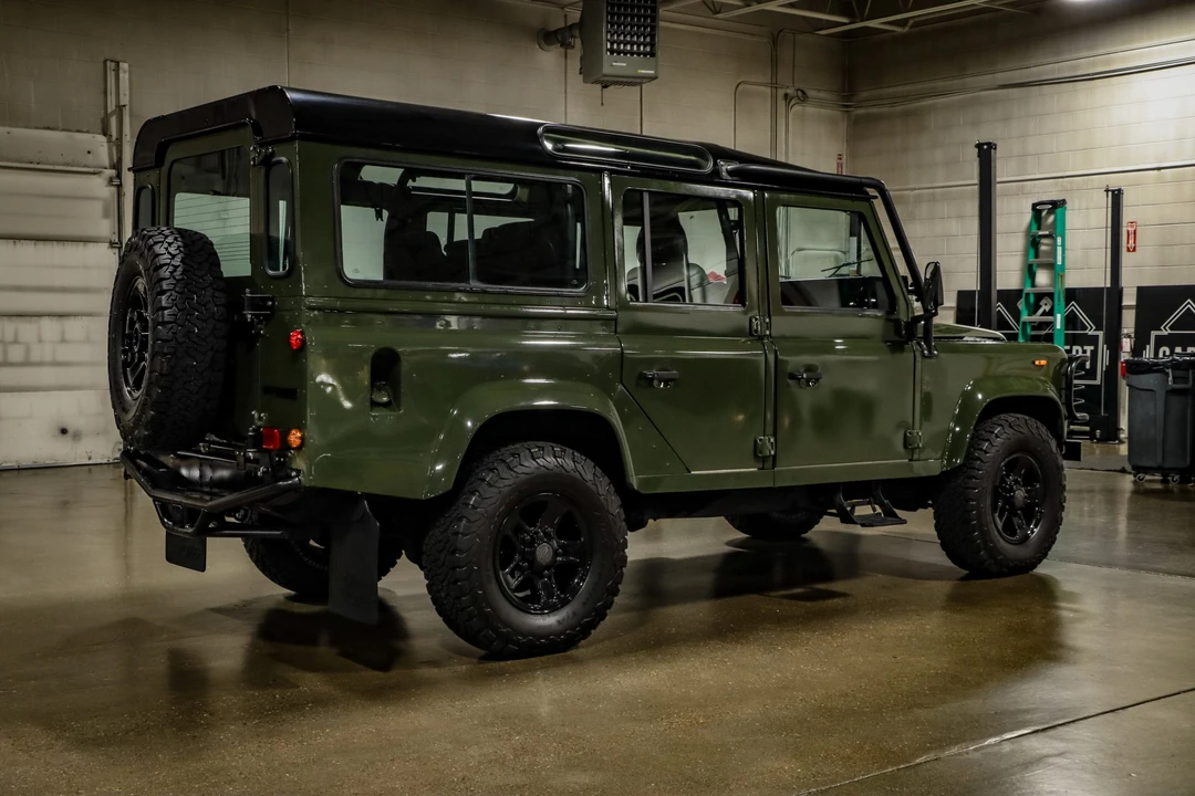 1986 Land Rover Defender 110 - Image 16 of 31
