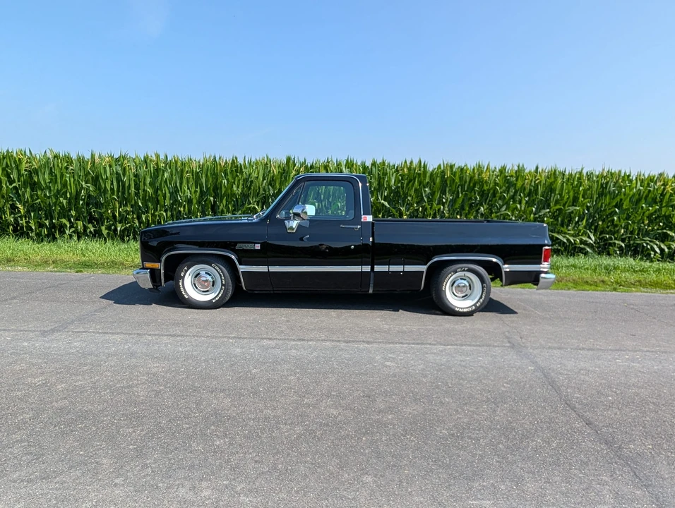 1987 GMC C/K 3rd Gen - Image 21 of 31