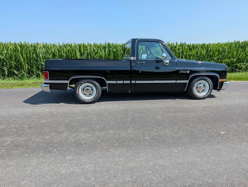 1987 GMC C/K 3rd Gen - Image 9 of 31