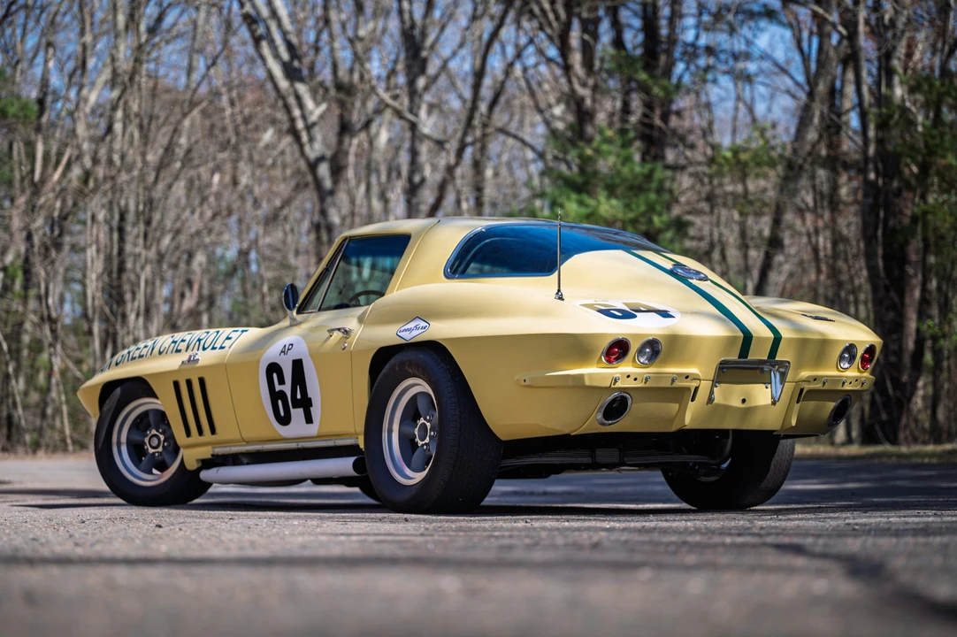 1966 Chevrolet Corvette C2 - Image 18 of 31
