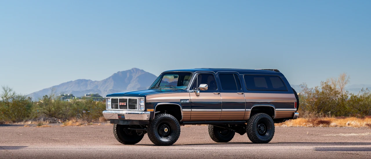 1987 GMC Suburban 7th Gen - Image 10 of 31