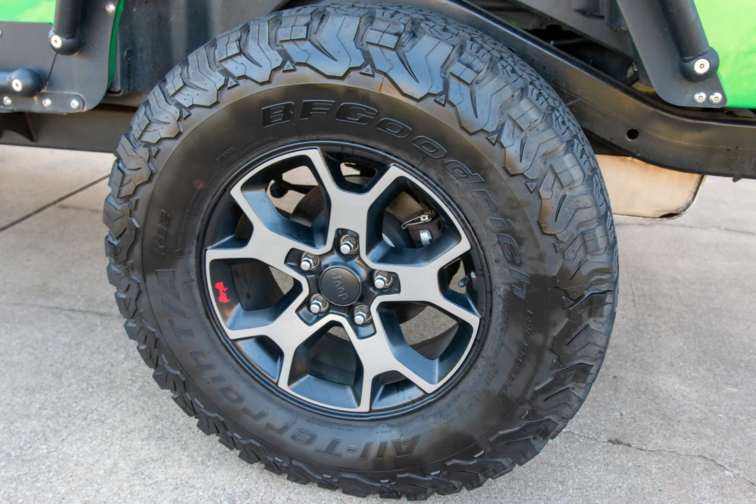 2004 Jeep TJ Wrangler - Image 30 of 31