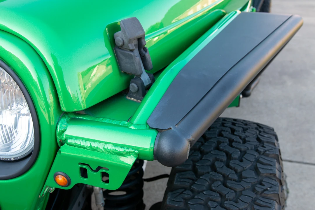 2004 Jeep TJ Wrangler - Image 17 of 31